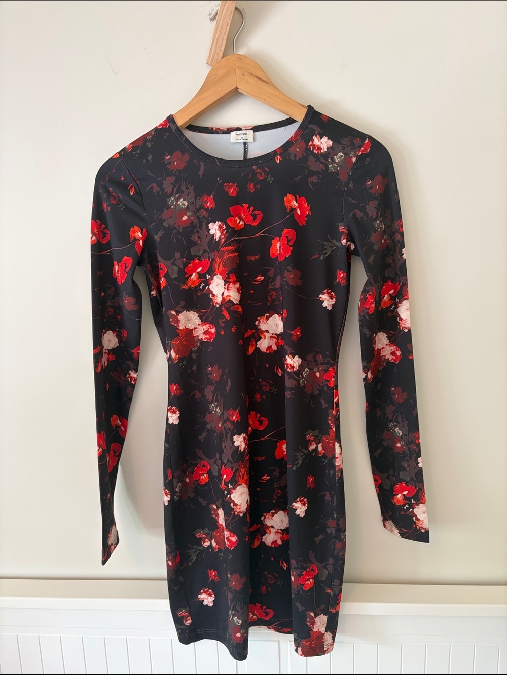 Wilfred | Black Floral Bodycon Dress | xs